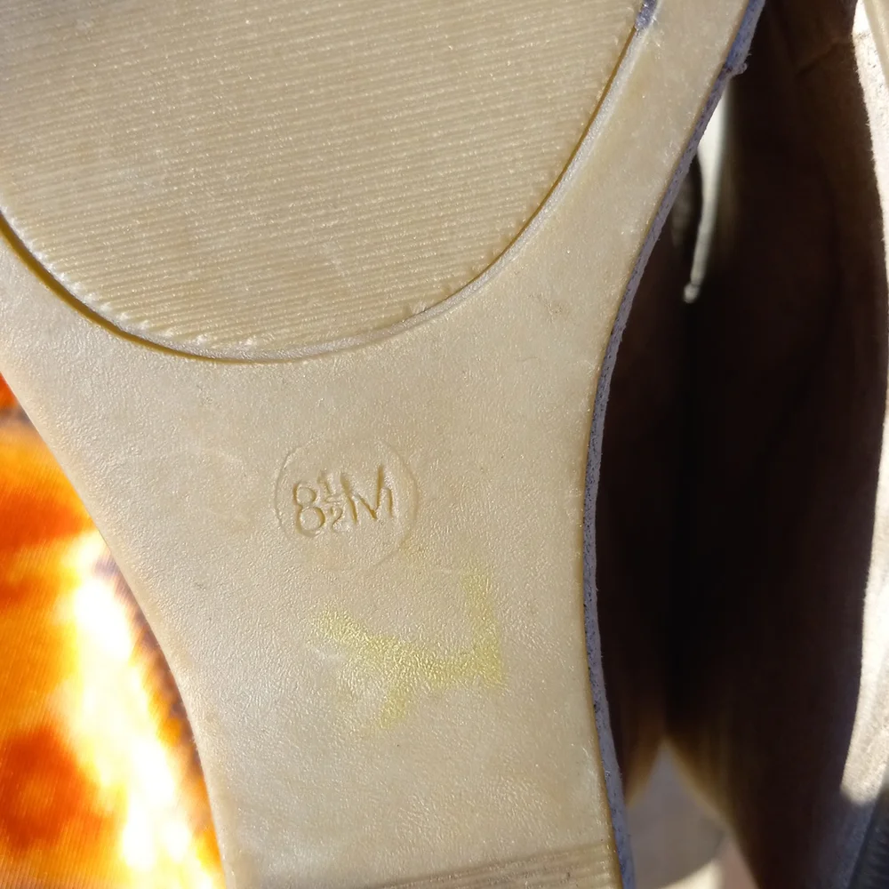 Guess tan platform gladiator shoes women's size 8.5
